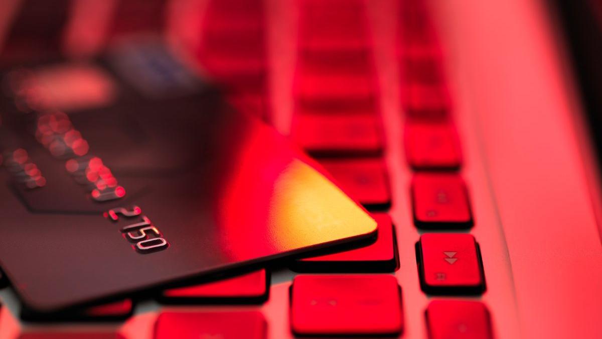 romani 176 milioane lei o ora black friday 2022