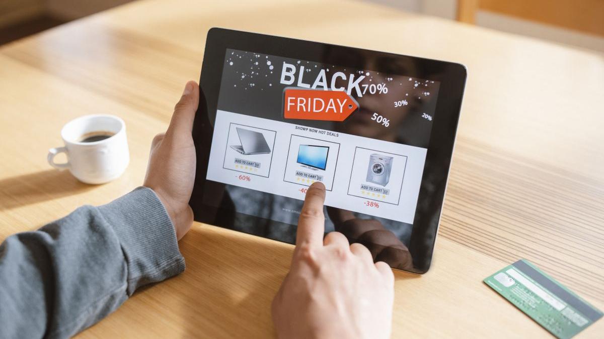 black friday 2022 cumparaturi 640 milioane lei