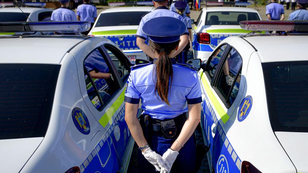 doi politisti sibiu dati afara furata autospeciala sediu