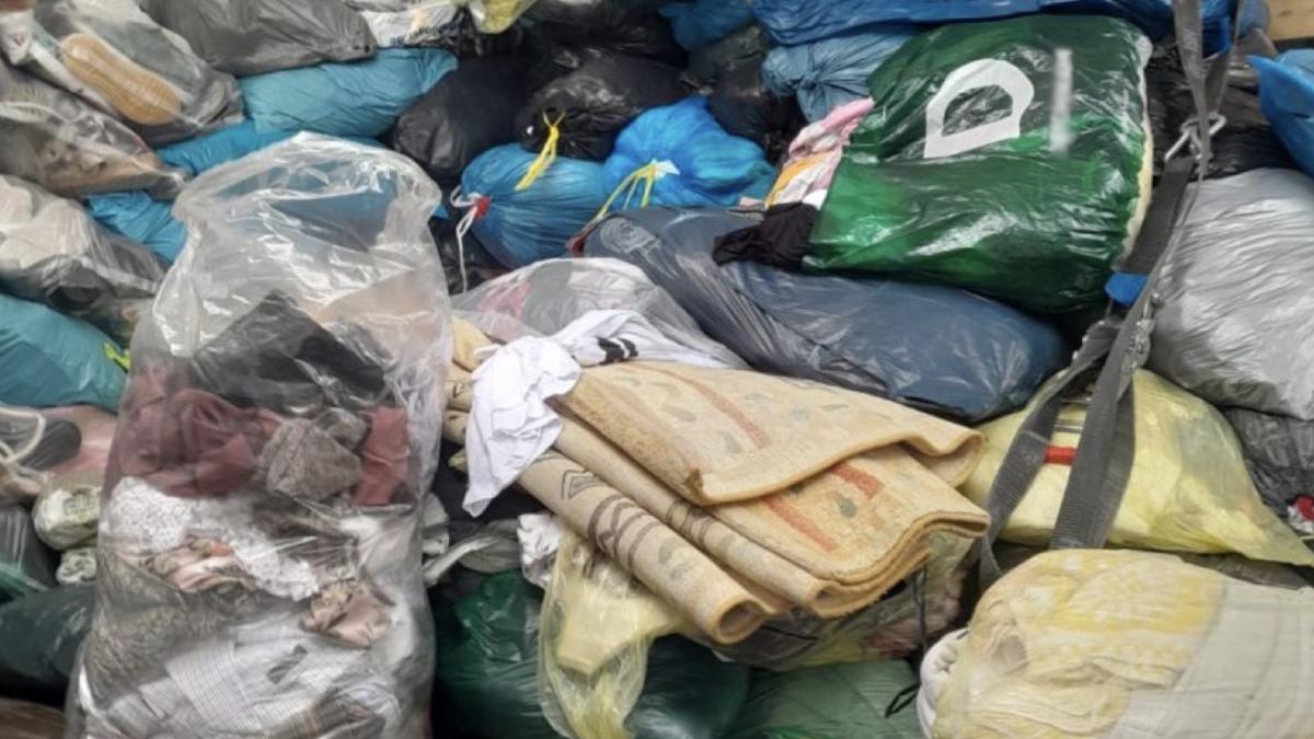 17 tone deseuri textile vandute haine second hand protectia consumatorului arad