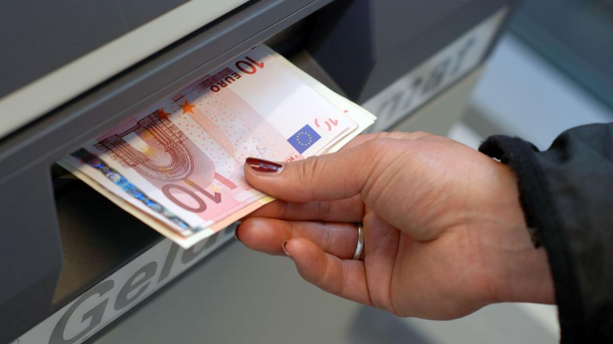 germania pregatire blackout livrare bani cash