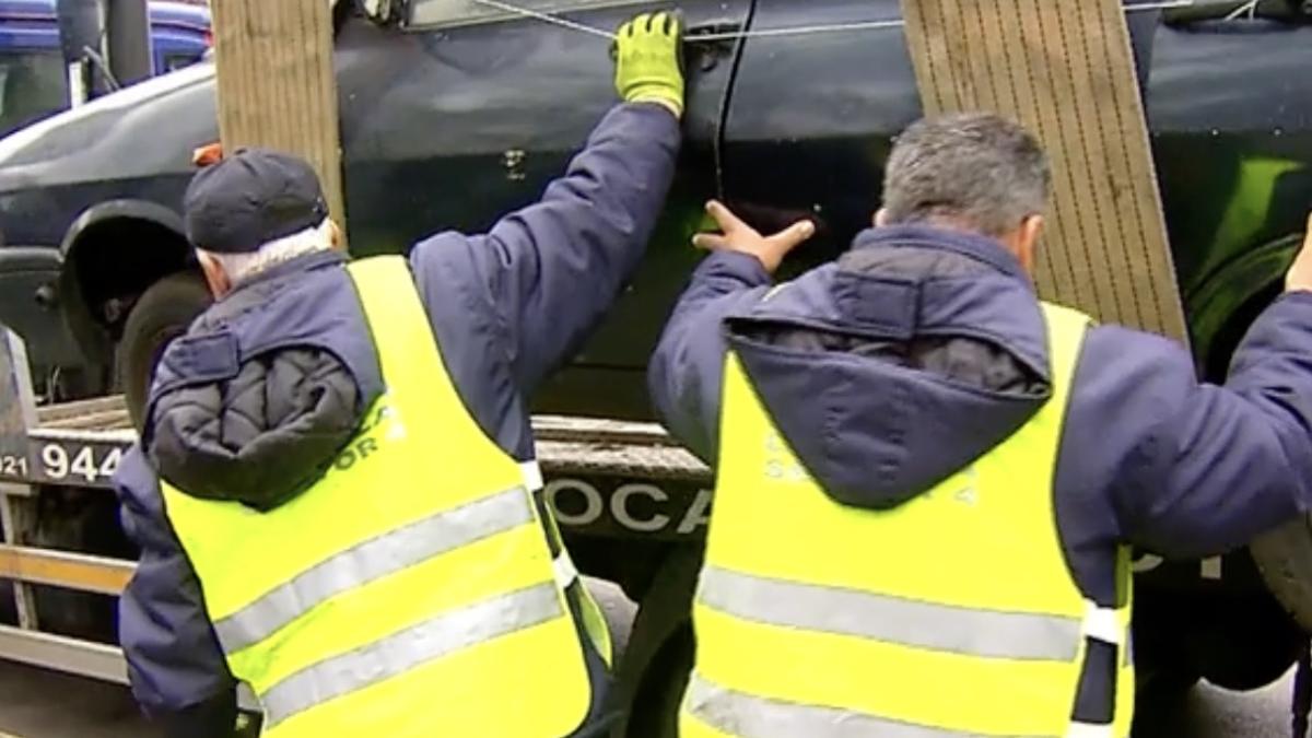 politia rutiera poate dispune ridicare masini parcate trotuar lege promulgata