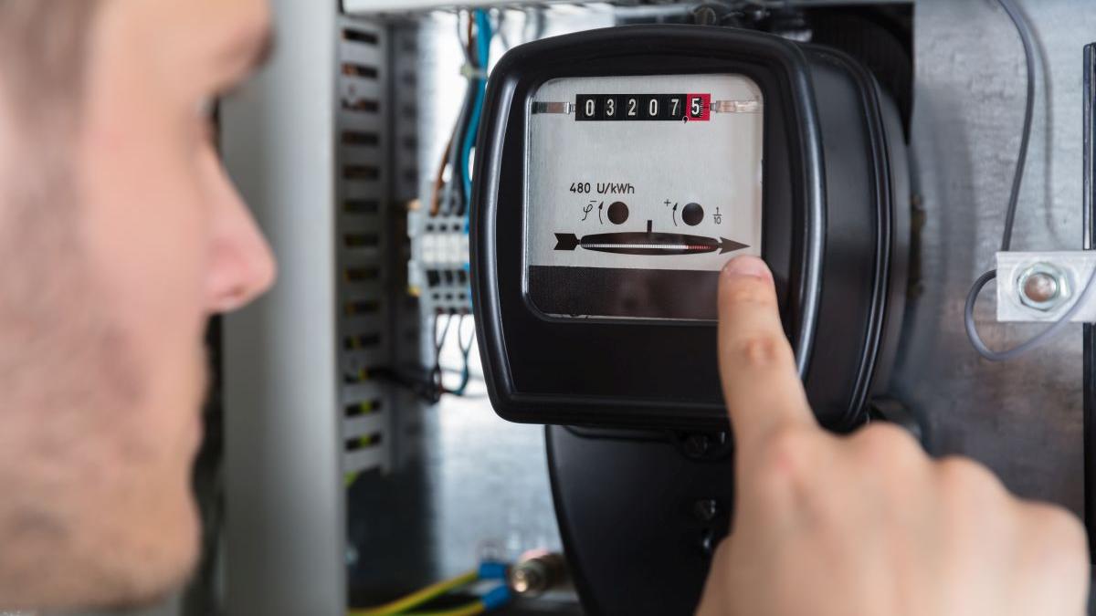 roman italia factura 40000 euro energie electrica