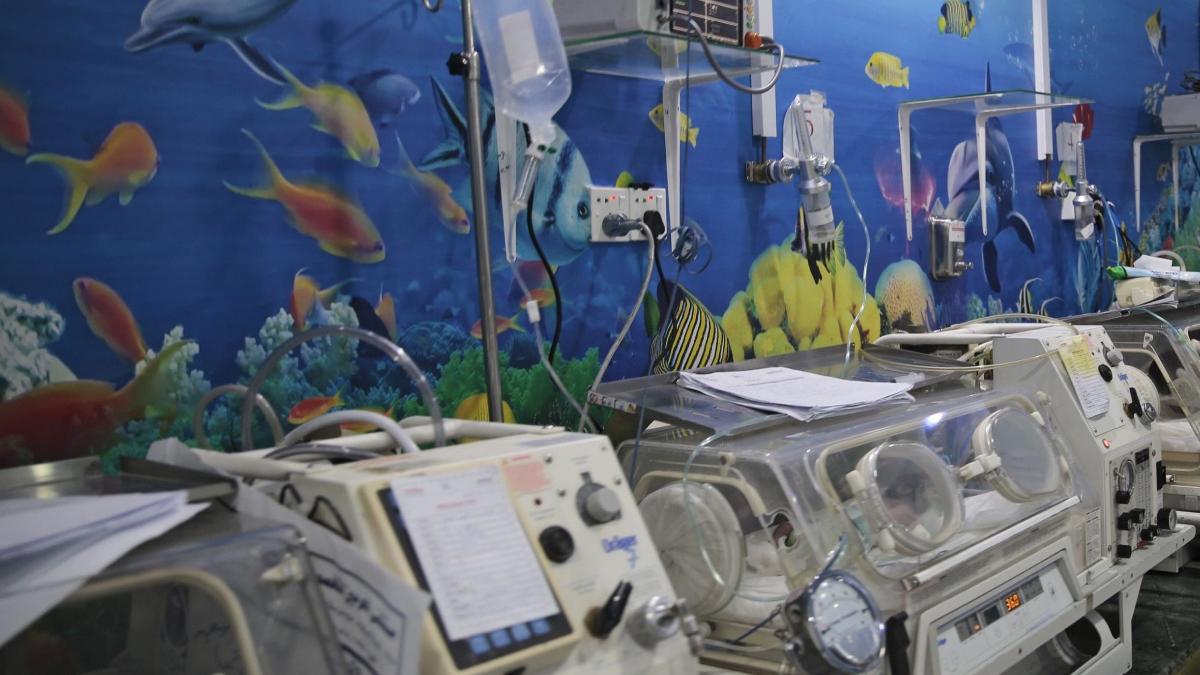 contact piele piele nastere in locul incubatorului creste sanse bebelusi prematuri