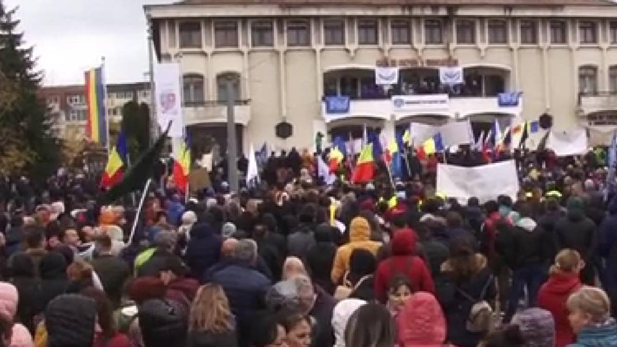 romani in strada proteste preturi mari bucuresti mioveni
