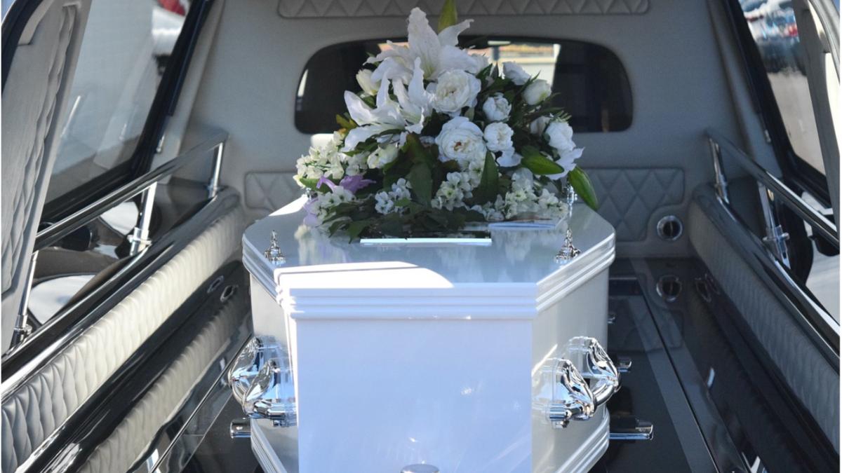 certificate deces false medici cercetati