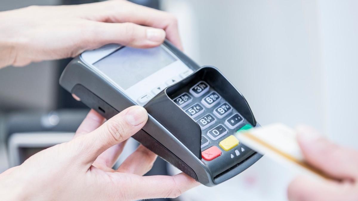 comercianti romani obligati instalare pos plata cu cardul 1 ianuarie 2023