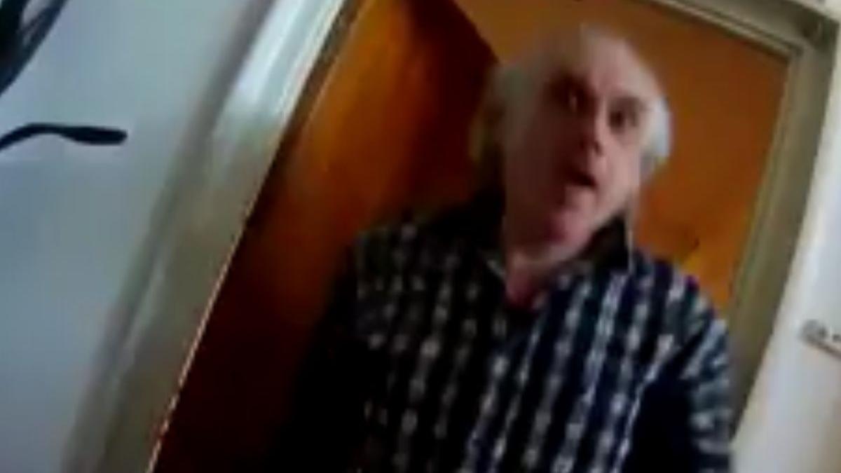 politisti atacati barbat pijamale scandal