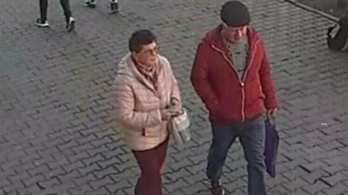 femeie barbat furat bani uitati bancomat sfantu gheorghe