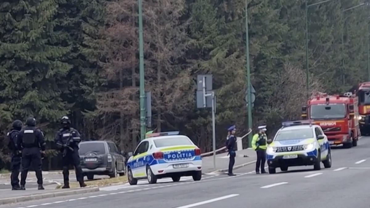 inculpat retinut diicot terorism