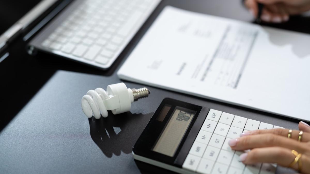 anre modificari furnizare energie electrica clienti finali facturare lunara