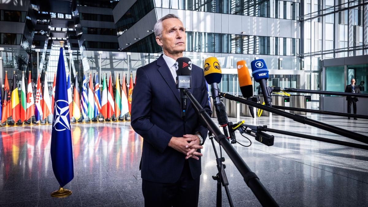 jens stoltenberg reuniune bucuresti razboi ilegal rusia ucraina provocari china