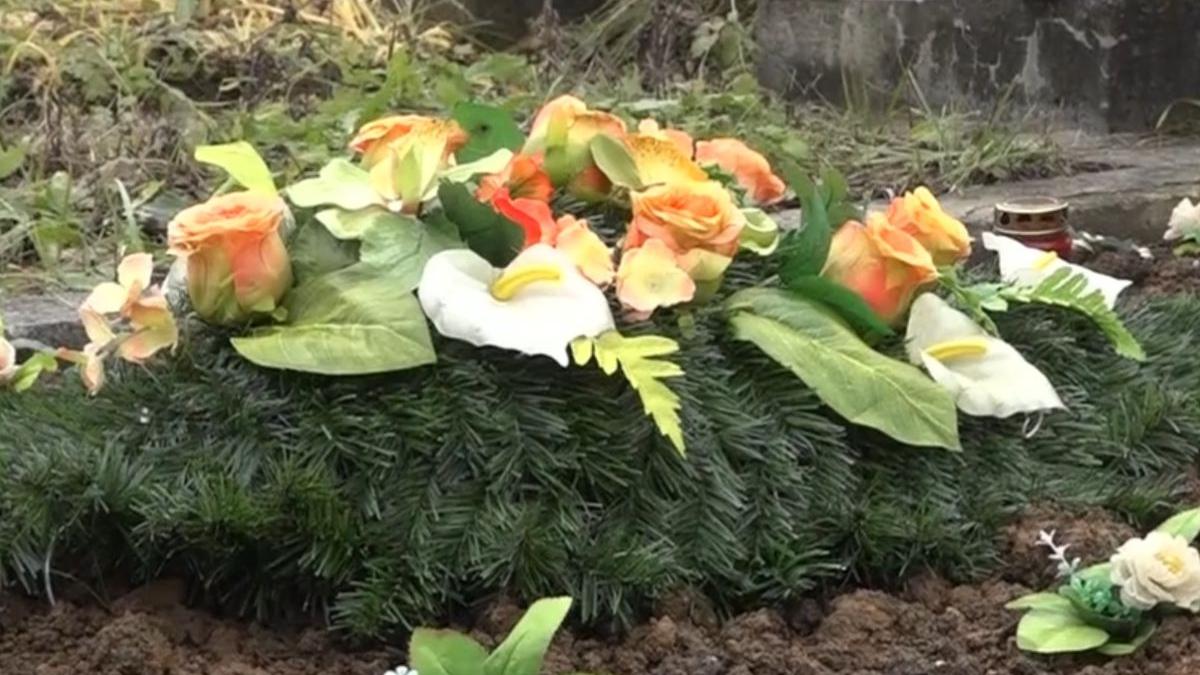 bani in plic coroane flori inmormantare valisoara hunedoara