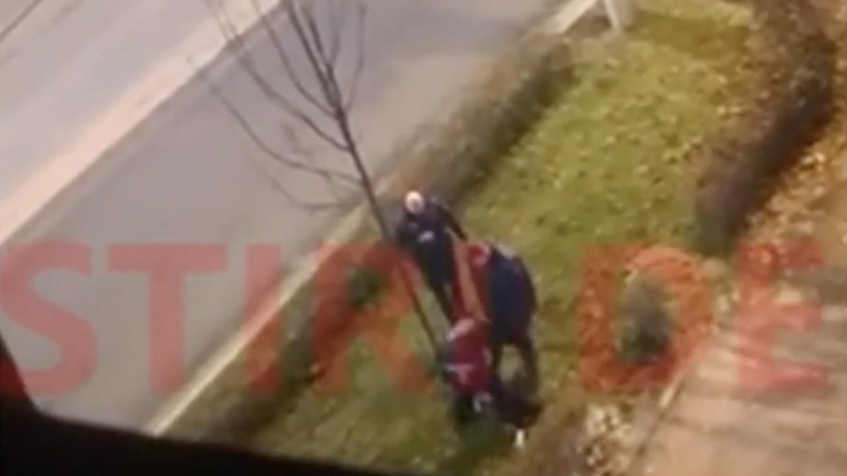 barbat incatusat calcat pe cap politisti cluj