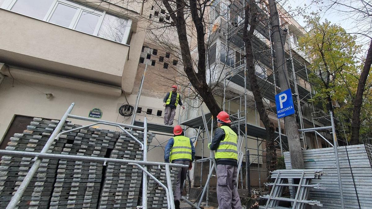 blocuri sectorul 4 reablitate pnrr panouri fotovoltaice reducere facturi intretinere