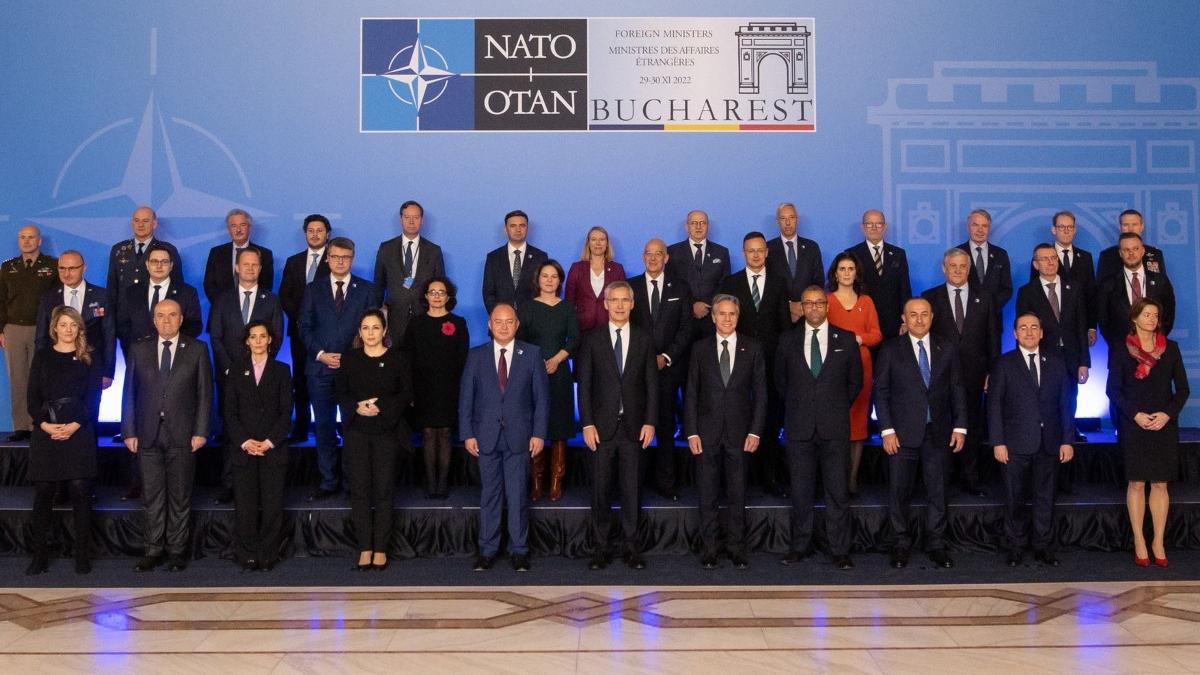 reuniune nato la bucuresti decizii ministrii de externe nato