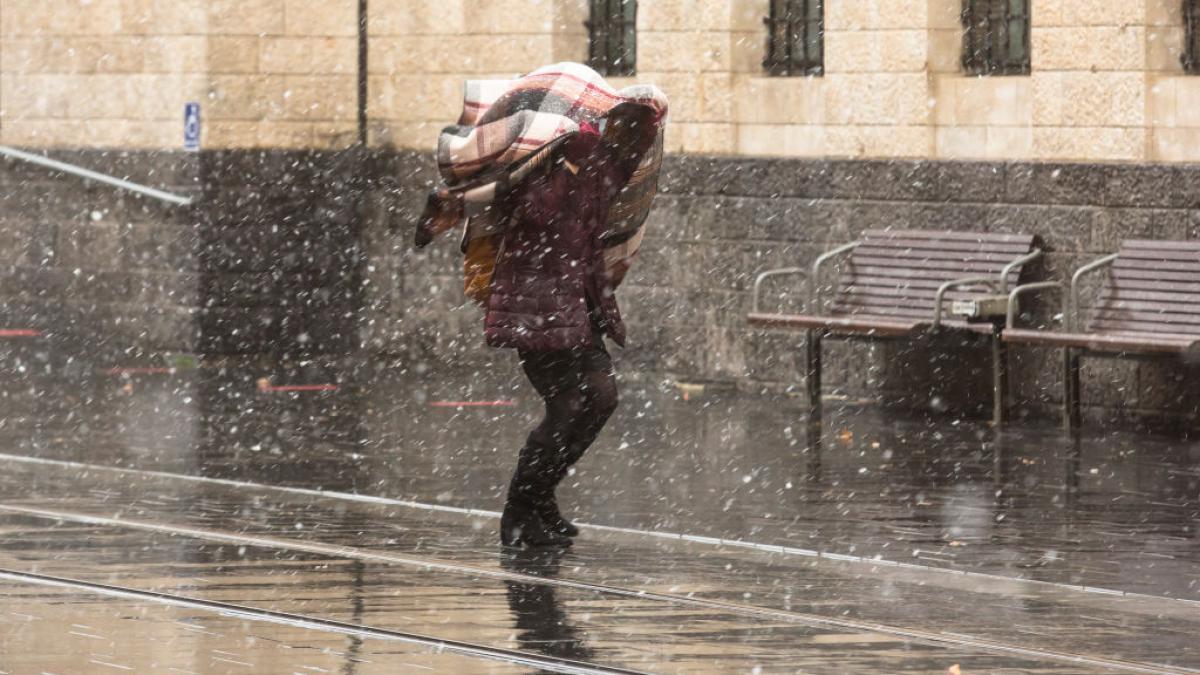 cod galben vant litoral constanta tulcea anm prognoza meteo vremea romania 1 decembrie