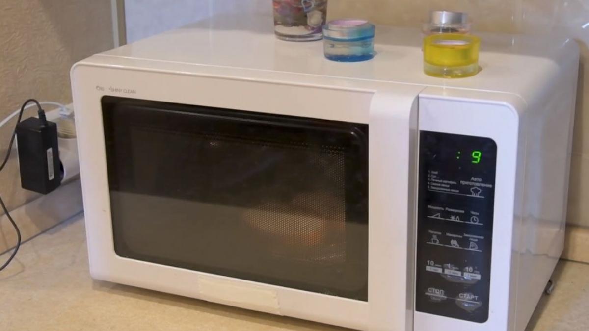 alimente reincalzite in cuptorul cu microunde