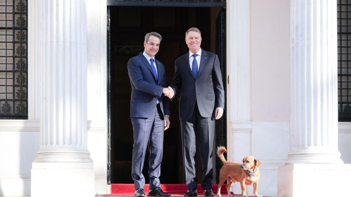 klaus iohannis grecia kyriakos mitsotakis caine peanut