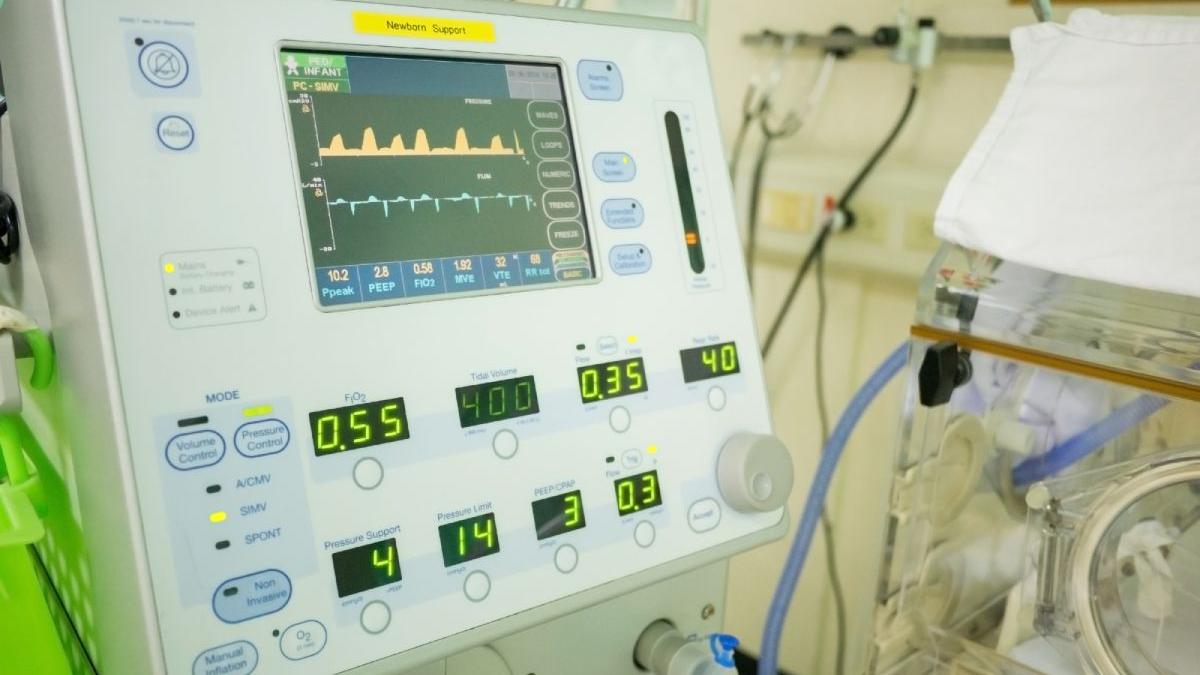 pacienta oprit aparat oxigen colega salon germania