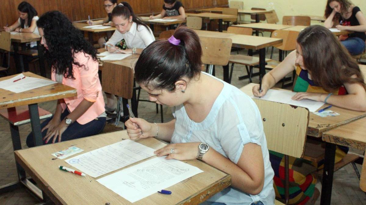 motiv intarziere burse elevi romania