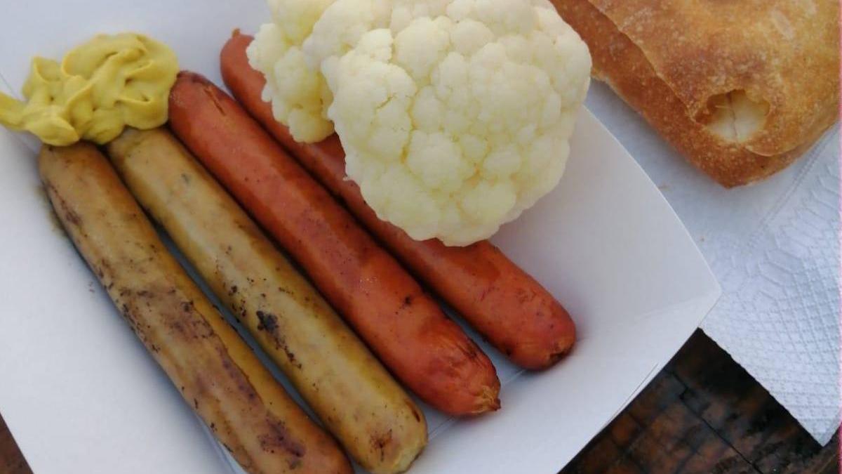 cat costa patru carnati targ de craciun cluj