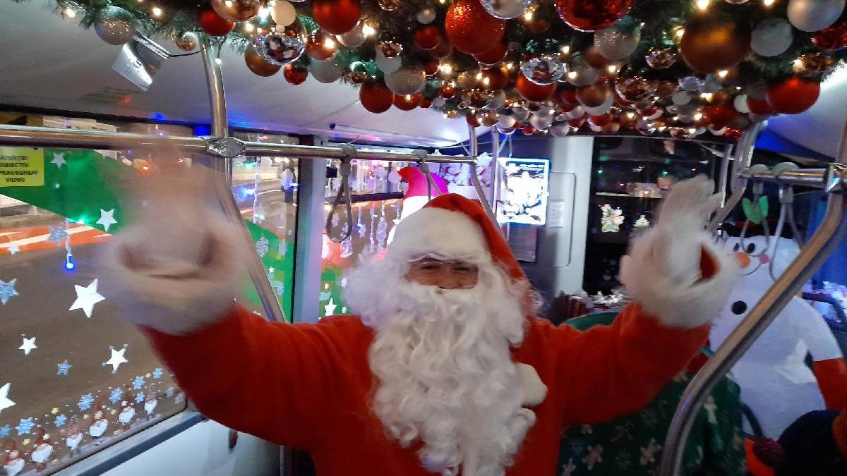 autobuzul lui mos craciun romania brasov