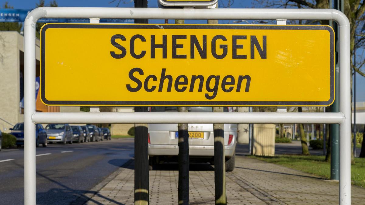 romani revolta schengen europa cozi vami