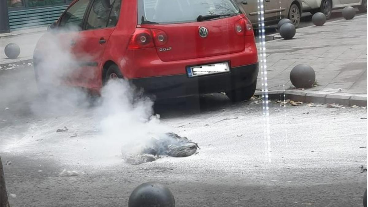 Un bărbat și-a dat foc în Piața Universității din București: A ajuns la spital cu arsuri pe 70% din suprafața corpului