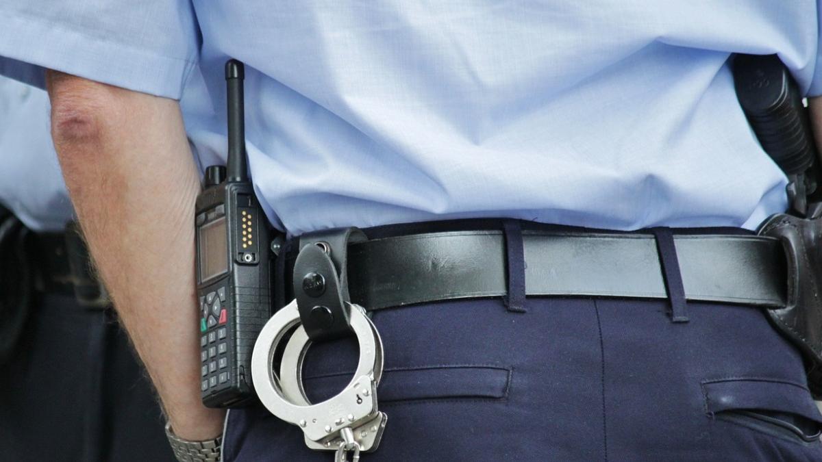 femeie mintita iubitul politist afla adevarul dupa despartire