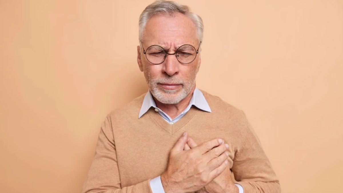 3 boli grave care se pot manifesta prin durere in piept