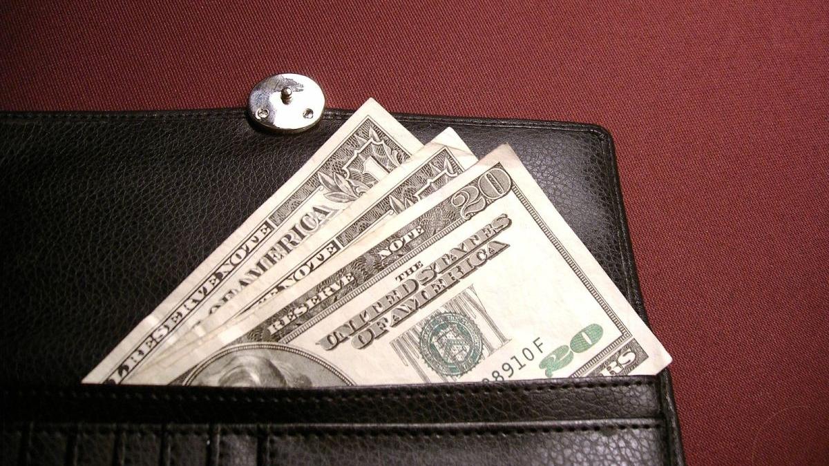 curs valutar bnr 13 decembrie 2022