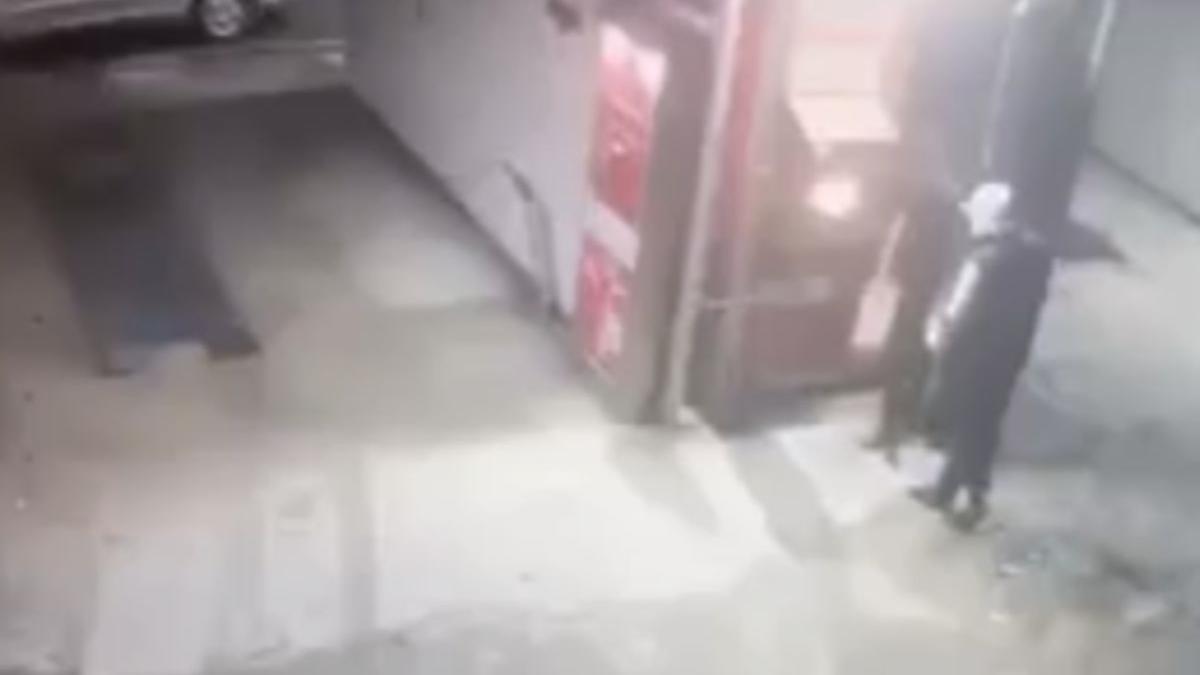 hoti arges bascov bancomat furat spalatorie auto