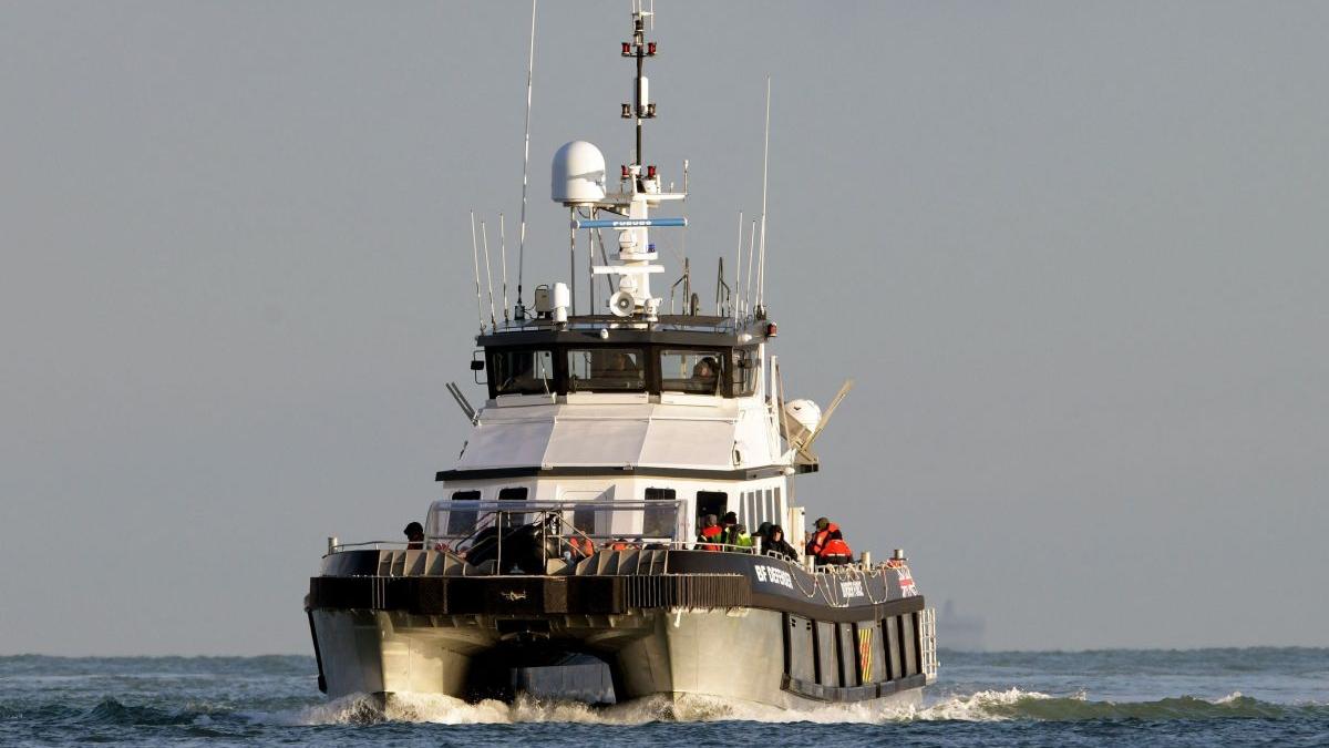 ambarcatiune migranti ape inghetate canalul manecii morti