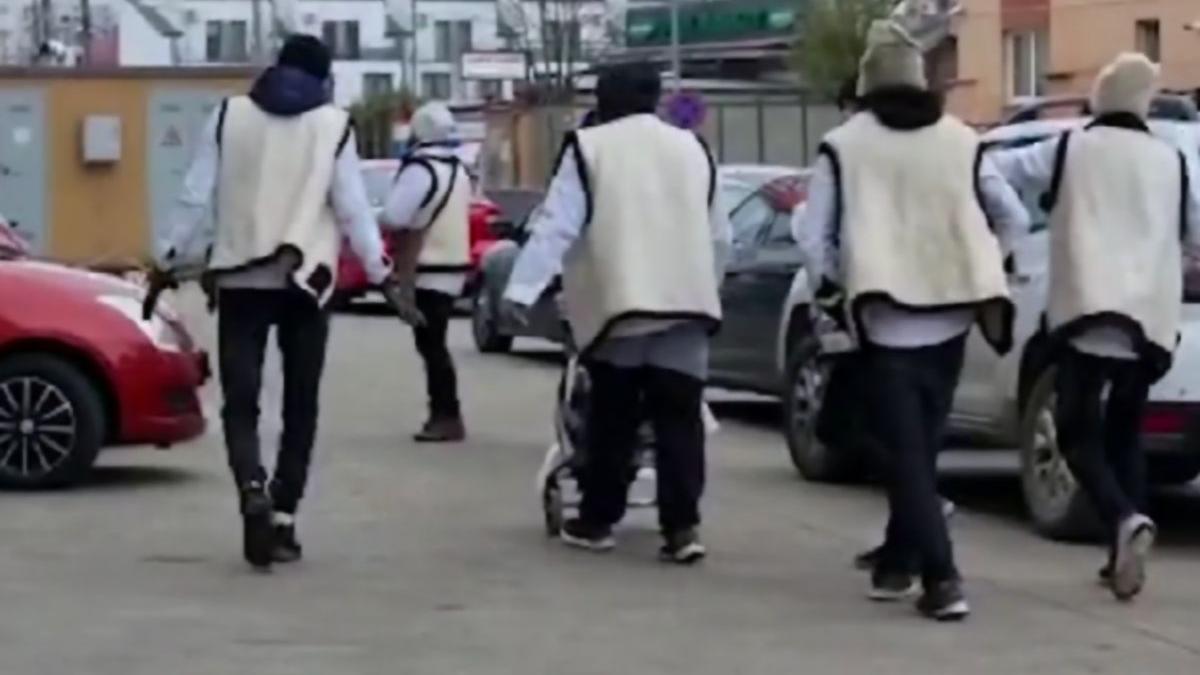 colindatori boxe bucuresti colinde traditionale