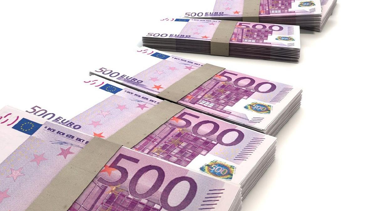 curs valutar 15 decembrie 2022