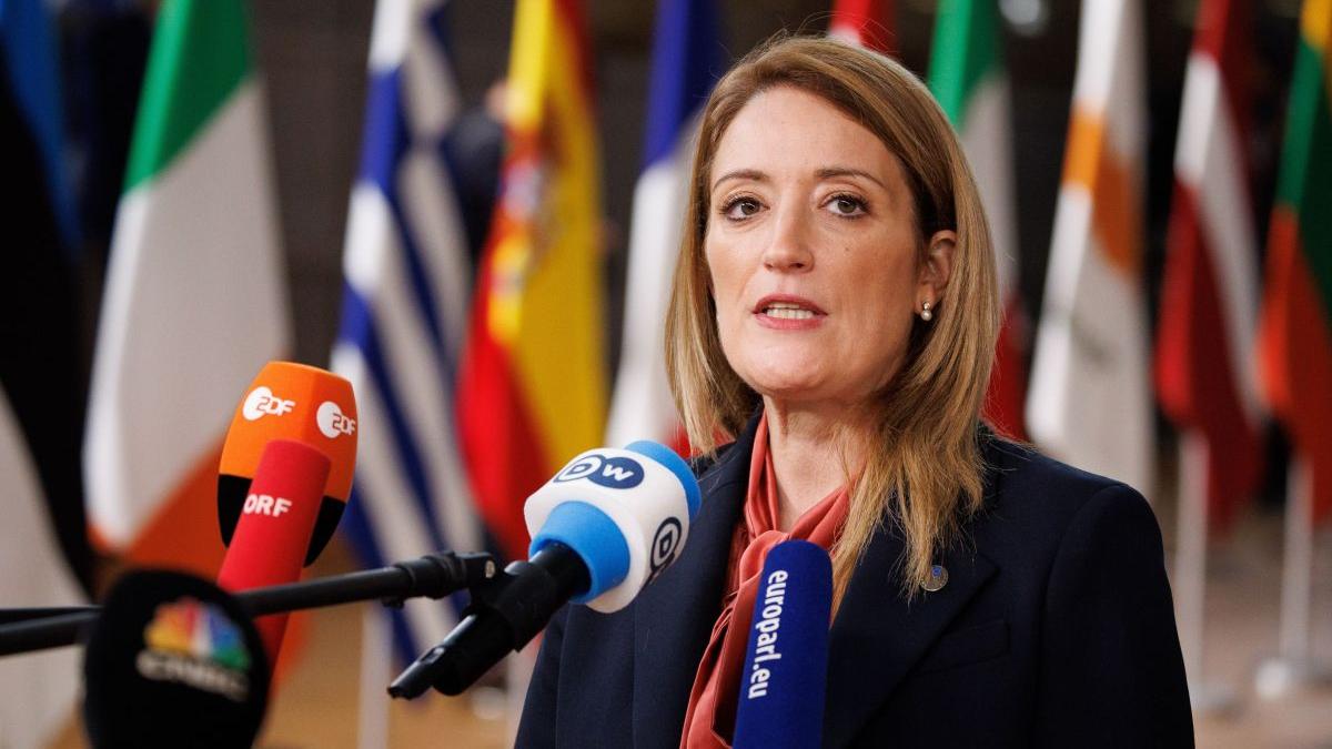 sefa parlamentului european saci bani eva kaili metsola qatar