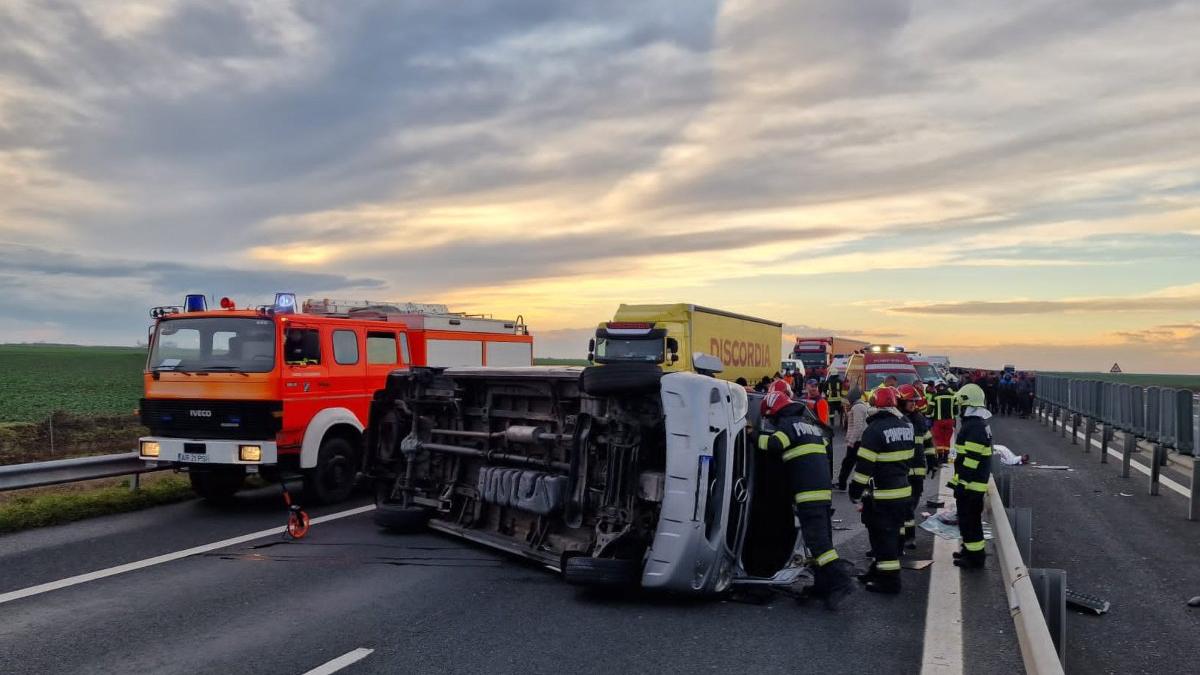 accident rutier mortal microbuz transport persoane autostrada a1 nadlac arad