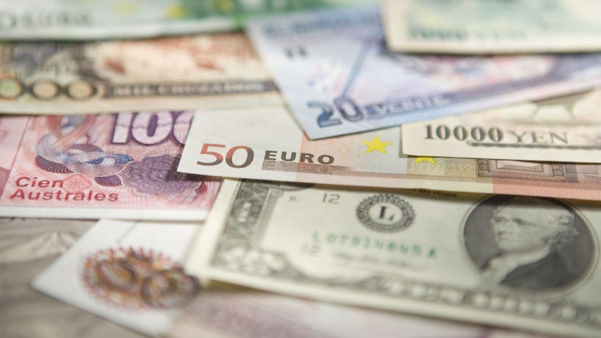 curs valutar 16 decembrie 2022