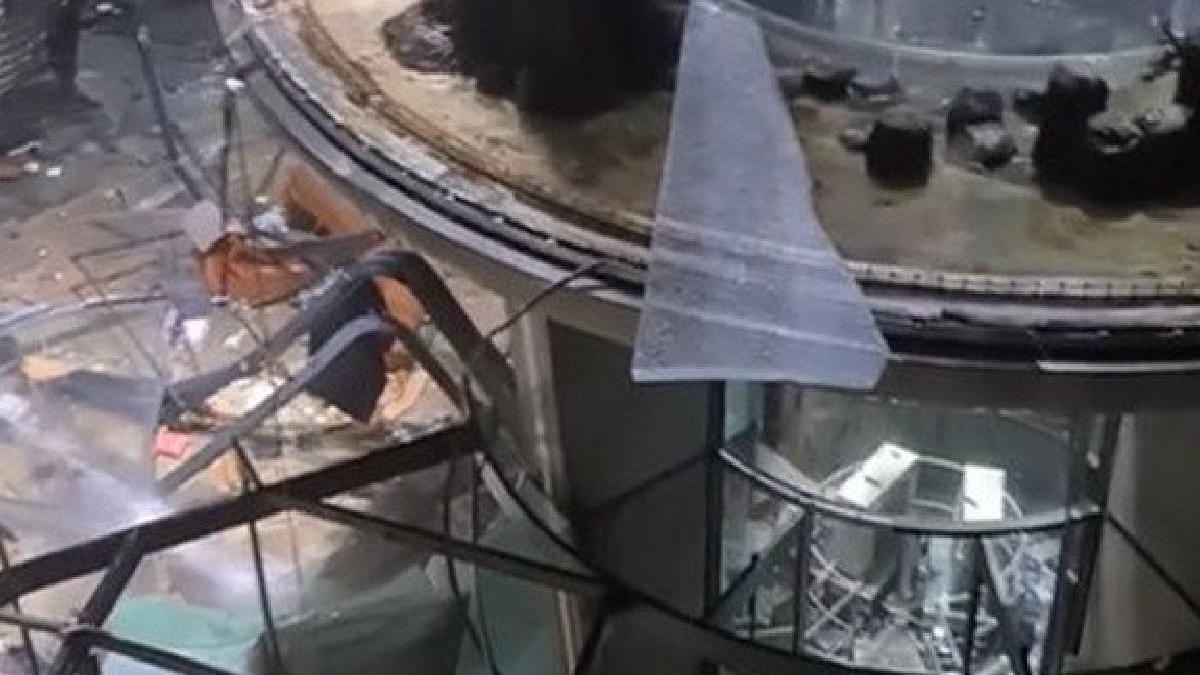 explozie acvariu berlin 1500 pesti morti