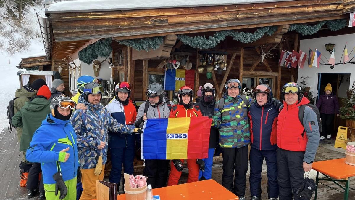 grup romani tricolor partie schi austria