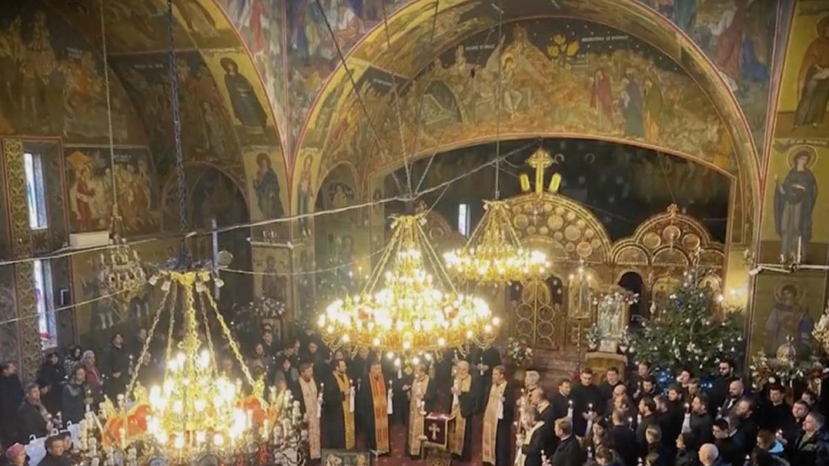 sara nukina inmormantare