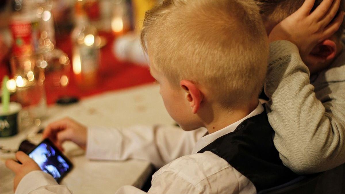 cum protejeaza china copii prostesc ai nostri tiktok