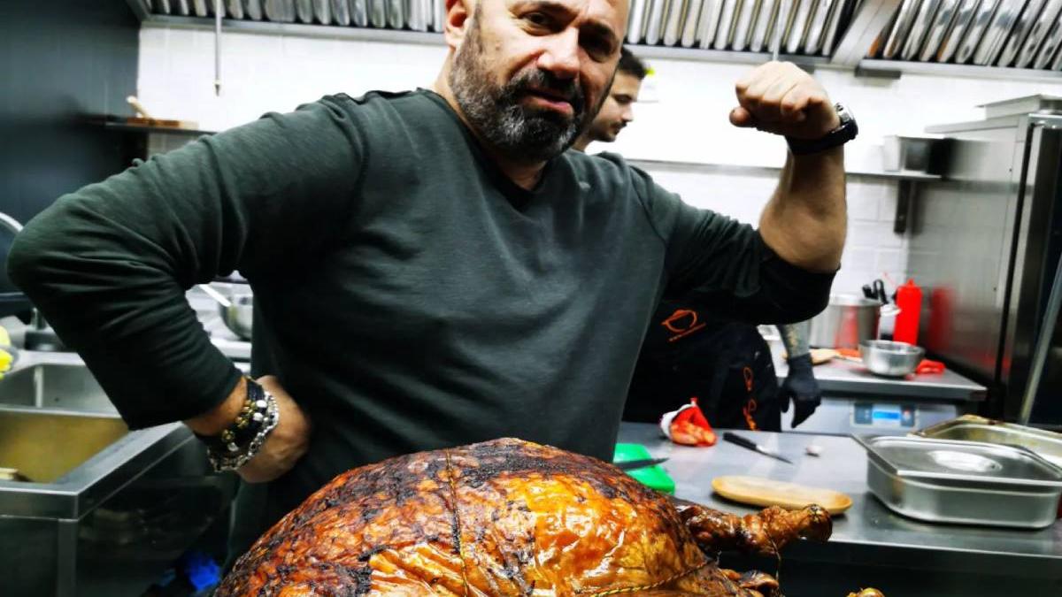 pret curcan craciun catalin scarlatescu