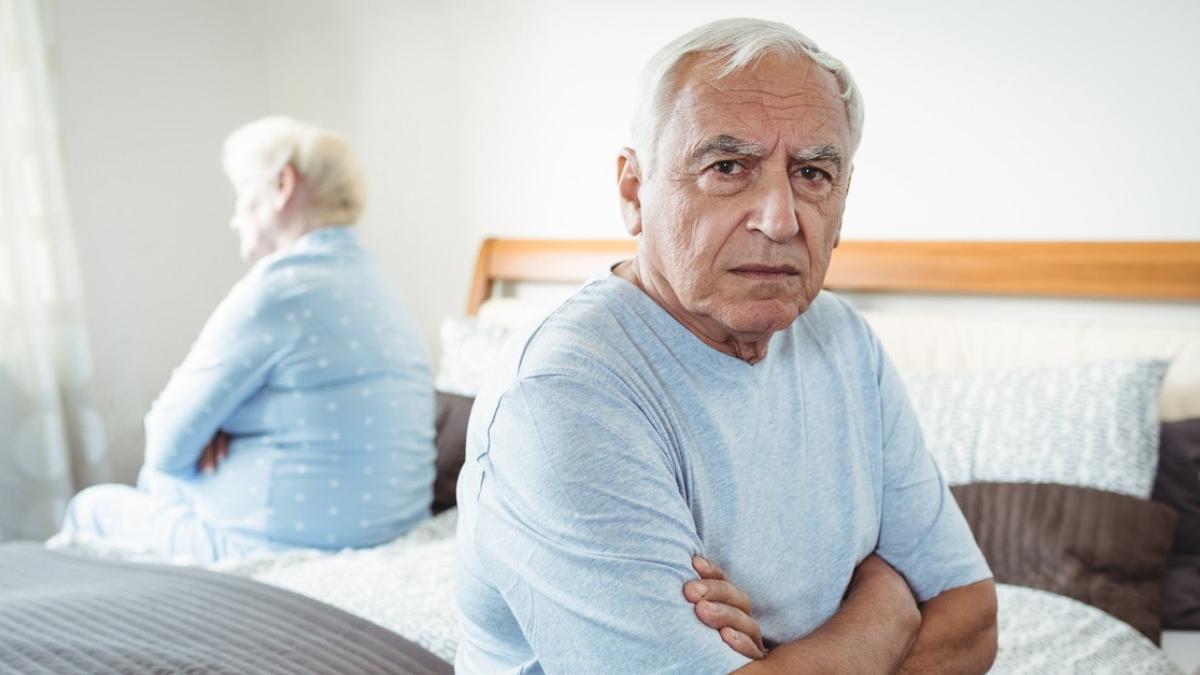 o italianca a ars din greseala 20 000 de euro in cupoane ascunse de catre sotul ei