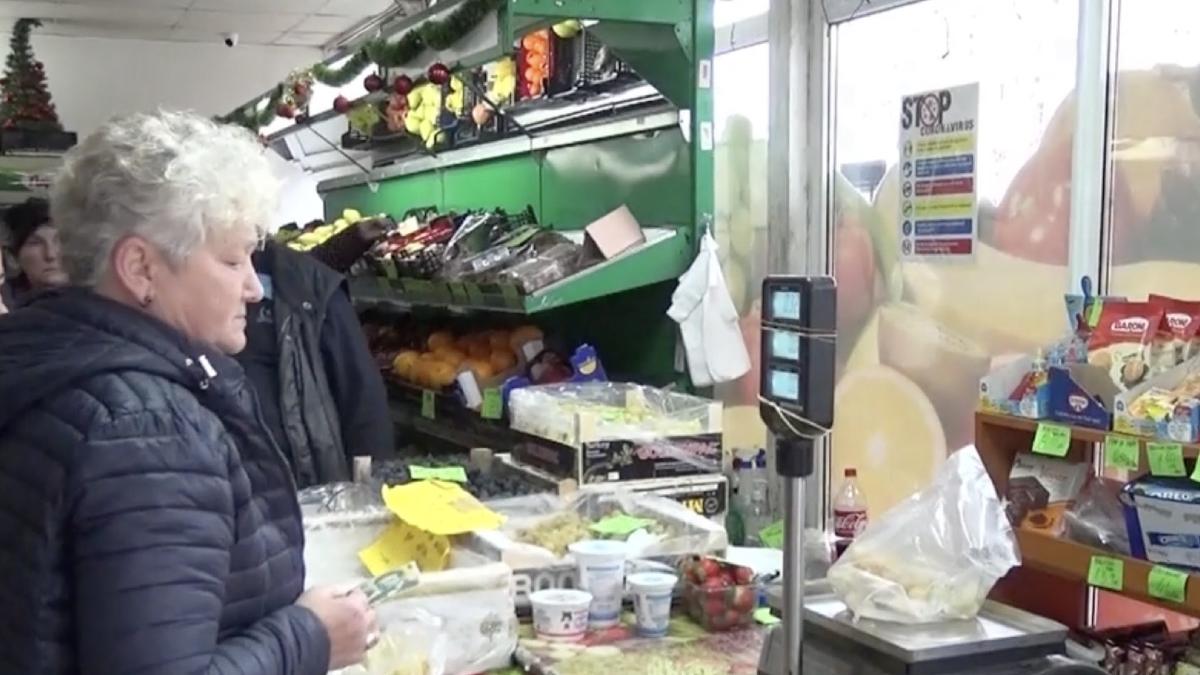 traditii superstitii revelion alimente romani petrecere intre ani