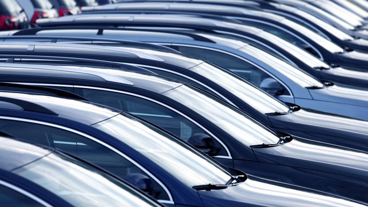 romani mai mult masini noi 2022 mai putine second hand