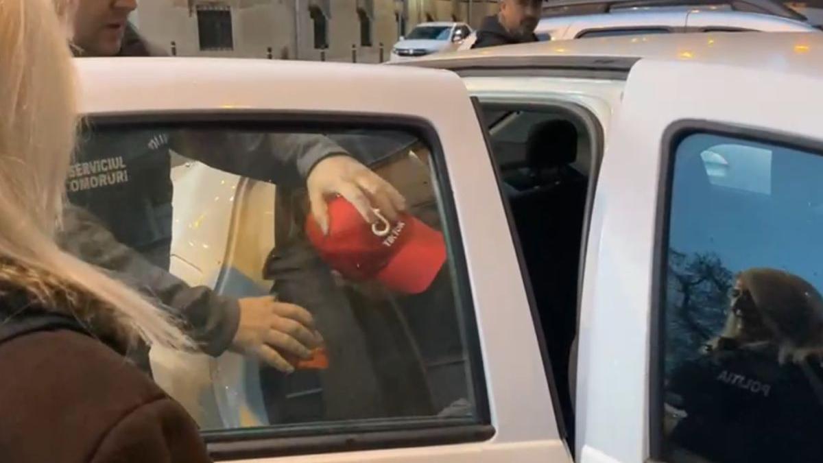 crima bloc bucuresti femeie omorat alta femeie