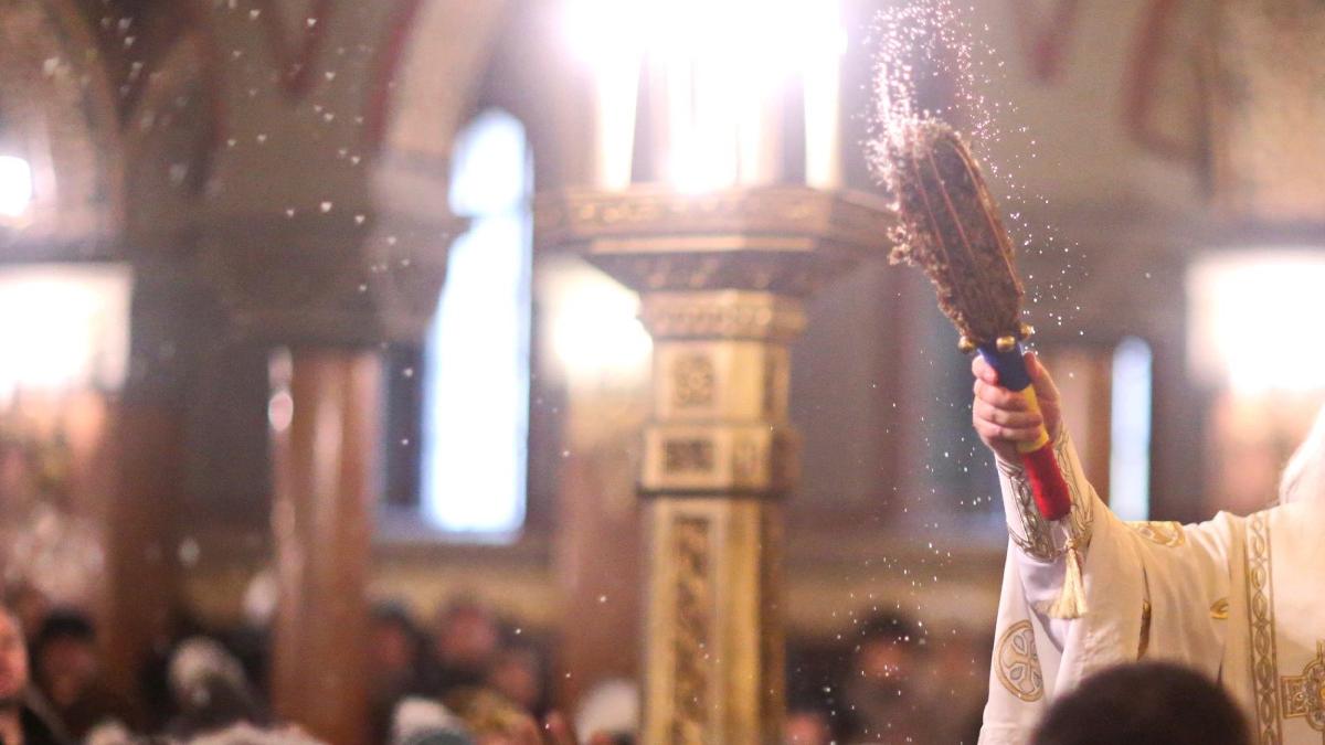 traditie busuioc perna desfiintata preot paroh bacau