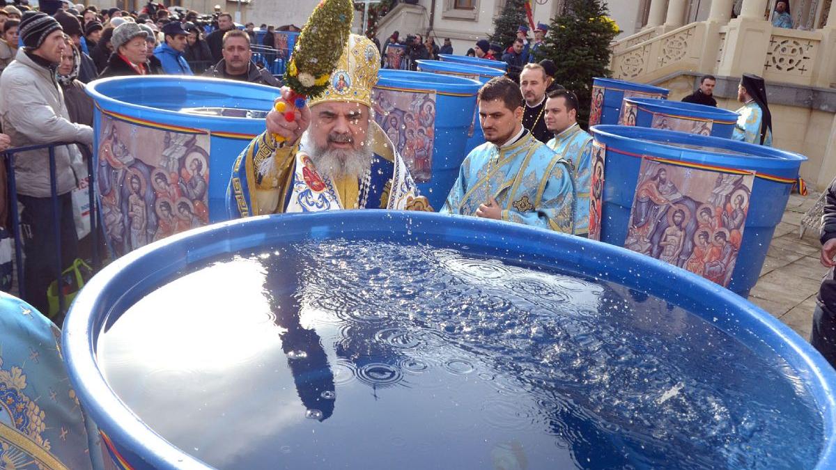 traditii obiceiuri superstitii boboteaza 6 ianuarie